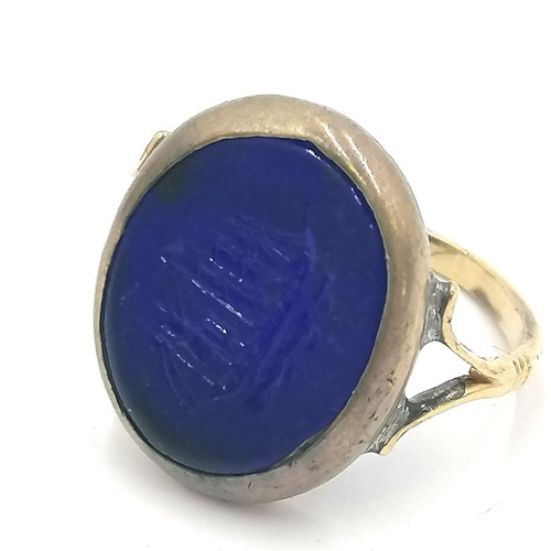 263 - 2 x antique intaglio rings - total weight 13g