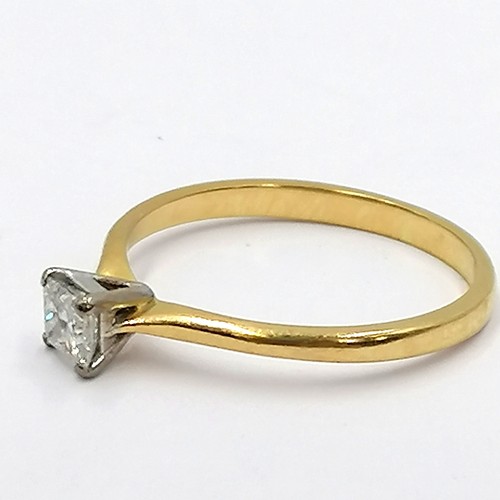 280 - 18ct gold princess cut diamond solitaire ring (approx 4.3mm square - ½ct) - size R