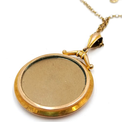 344 - 9ct gold picture frame pendant on 9ct gold chain (46cm) - total weight 8.8g - SOLD ON BEHALF OF THE ... 