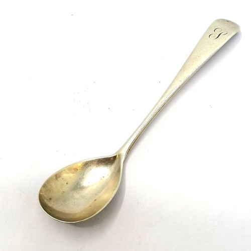 426 - 1762 silver spoon by Thomas Dealtry - 15.5cm & 35g