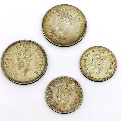 501 - 2 Indian One Rupee coins 1942/1944 and 2 Half Rupee coins 1942/1944