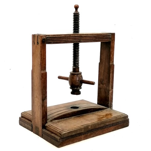 645 - Antique mahogany flower press - 23cm x 30cm x 31cm high (frame)