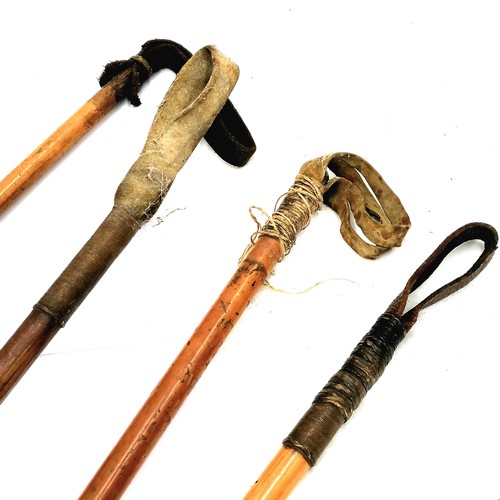 676 - 4 antique malacca riding crops, longest 85cm with bone handle, the other 3 with antler grips