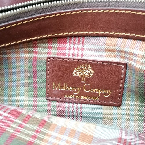 20 - Mulberry ladies leather handbag, in used condition, 23cm x 20cm