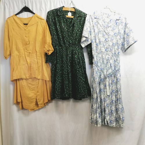 61 - 1950's green h/s palleiniel cotton dress chest 34, t/w blue cotton patterned summer dress 36