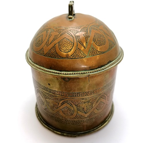 195 - Birmingham school of Arts string box (lacking cutter) - some dents to lid ~ 13cm high & 10.5cm diame... 