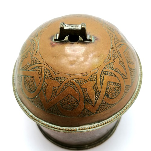 195 - Birmingham school of Arts string box (lacking cutter) - some dents to lid ~ 13cm high & 10.5cm diame... 