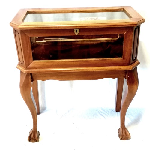 752 - Mahogany bijouterie cabinet - 79cm x 40cm x 91cm high