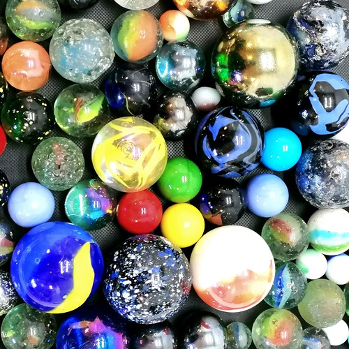 49 - Qty of marbles inc large marbles & Victorian