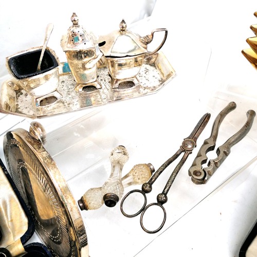 57 - Qty of cased cutlery t/w plated cruet stand, loose cutlery, silver mounted knife rests etc