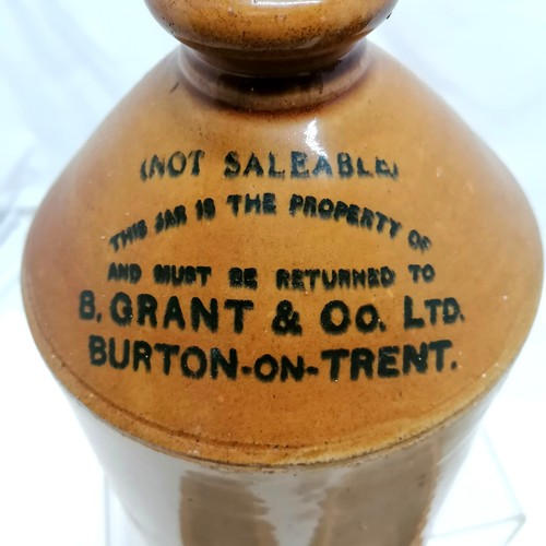 140 - Qty of advertising stoneware jars inc Plymouth Breweries, B Grant & Co Ltd etc. In good used conditi... 