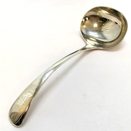 328 - Silver hallmarked 1921 ladle in a fitted box 69g, 16cm long