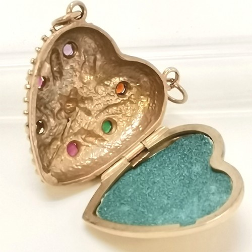 343 - 9ct gold heart stone set Regard locket - total weight 4.5g