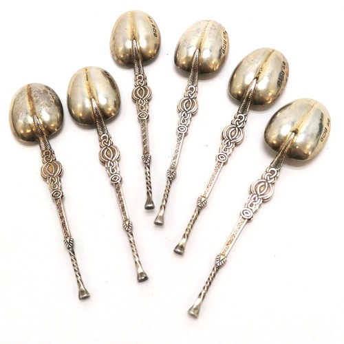 366 - Set of 6 antique silver engraved spoons, 48.5g, good condition