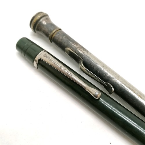 405 - Six vintage propelling pencils including a green Watermans and a silver plated Watermans - all seem ... 