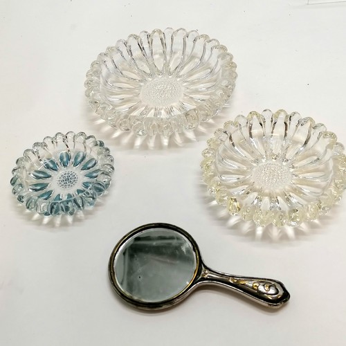 459 - 3 x Dartington graduated glass dishes in the form of flower heads t/w miniature silver plated Art No... 