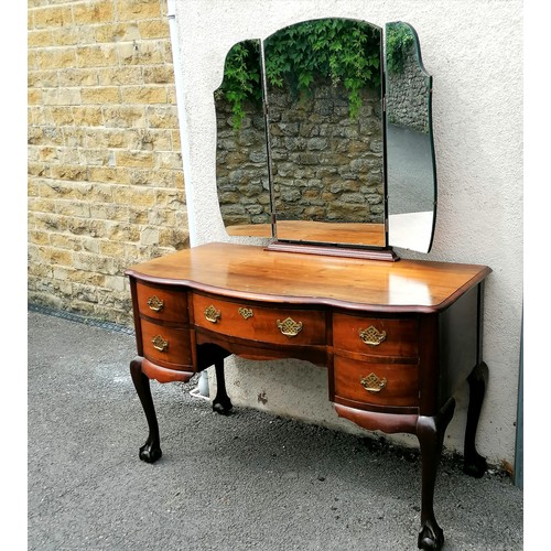 629 - Mid 20th century mahogany writing table / dressing table - total height 157cm