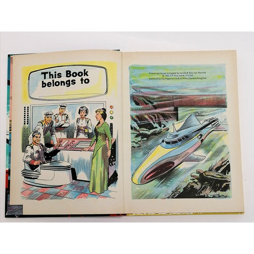 58 - Stingray annual 1965 City magazines LTD in good condition no tears or damage to pages. 1 small dent ... 