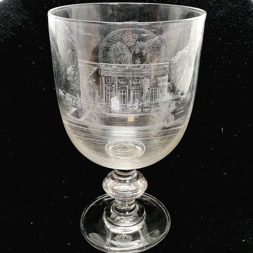 154 - Large commemorative glass goblet commemorating Marie Antoinette (1755-93) - 29cm high 16cm diameter