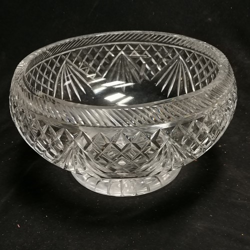 170 - Qty of cut glass inc punch bowl t/w Nachtmann bowl 28.5cm diameter