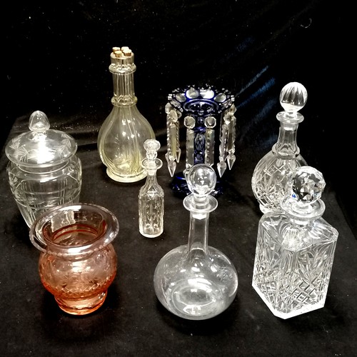 171 - Qty of glassware inc 4 decanters (inc 4 chamber), cut glass pink vase, blue lustre etc - all in good... 