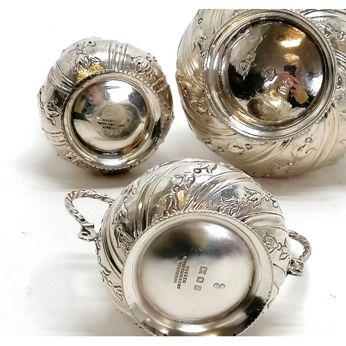 207 - Silver matched large set of cruet with rope twist handles & floral decoration - tallest 10cm & 276g