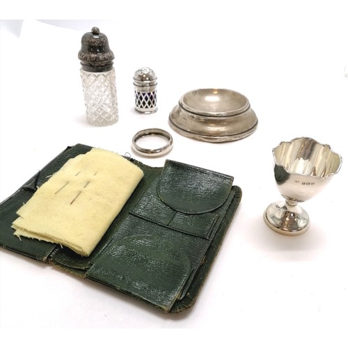 221 - Qty of silver - eggcup, pepper, silver lidded jar (9cm), needles case etc all slight a/f