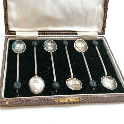 223 - Silver set of 6 coffee bean spoons in original case (case a/f) ~ 48g total weight