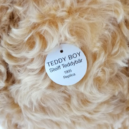 Large Steiff collectors bear 'Teddy Boy' 1905 replica with
