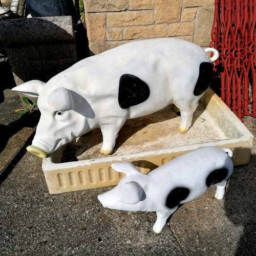 13 - Lifesize pig & piglet, 96cm long. Slight A/F to larger pigs tail.