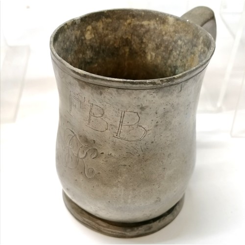 25 - Collection (22) of antique bronze measures inc pint, quart, ½ gill etc + pewter tankard & quart meas... 