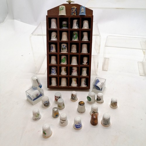 150 - Qty of thimbles + thimble box inc Belleek, Wedgwood, Cloisonne etc