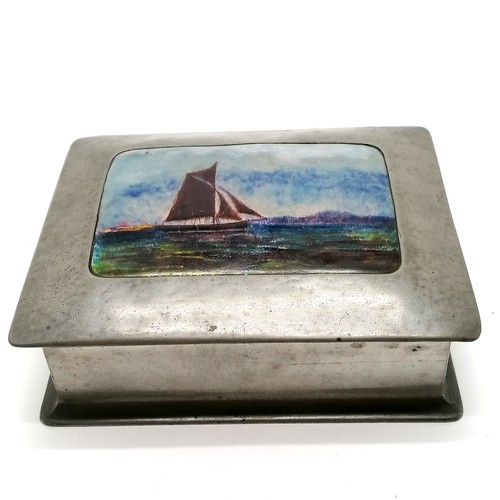2 - Liberty & Co : Tudric pewter Arts & Crafts jewellery box #083 with inset enamel plaque depicting sai... 
