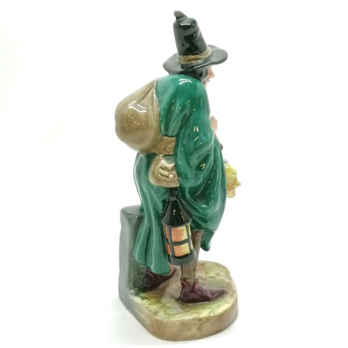 30 - Royal Doulton figurine #HN2103 The mask seller - 22.5cm high & no obvious damage
