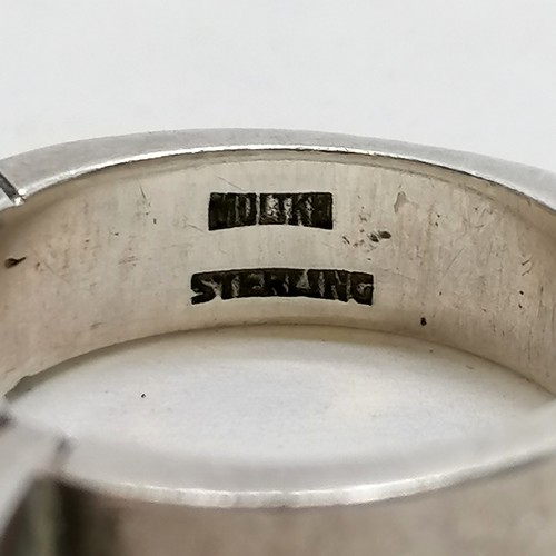 127 - Danish brutalist silver ring marked Molika sterling 705. 16g size O