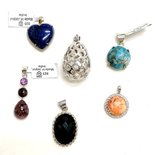 301 - 6 x silver pendants inc blue stone heart, opening 'egg' basket pendant etc - 48g total weight