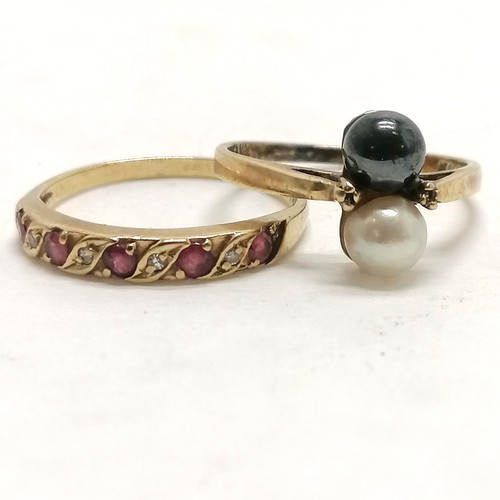 347 - 9ct hallmarked gold ruby / diamond ring (size L) t/w 10ct marked gold black and white pearl set ring... 