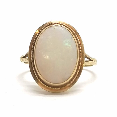 352 - 9ct hallmarked gold opal cabochon ring - size M½ & 2.3g total weight