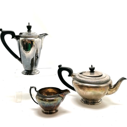 363 - Silver 3 piece tea set by Daniel George Collins - total weight 1027g ~ water jug 19cm high & the tea... 