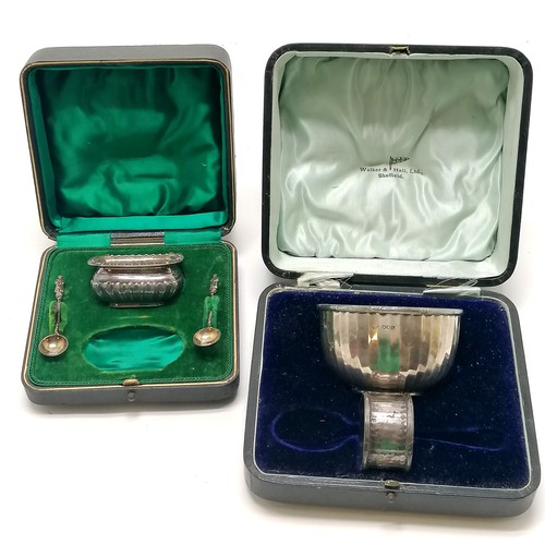 367 - 2 x part boxed silver sets inc Walker & Hall bowl + napkin ring etc - 168g silver weight