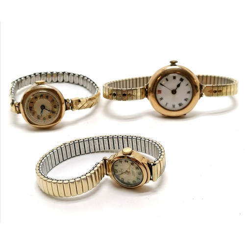 405 - 3 x 9ct gold cased ladies mechanical wristwatches all on gold plated stretchy straps - total weight ... 