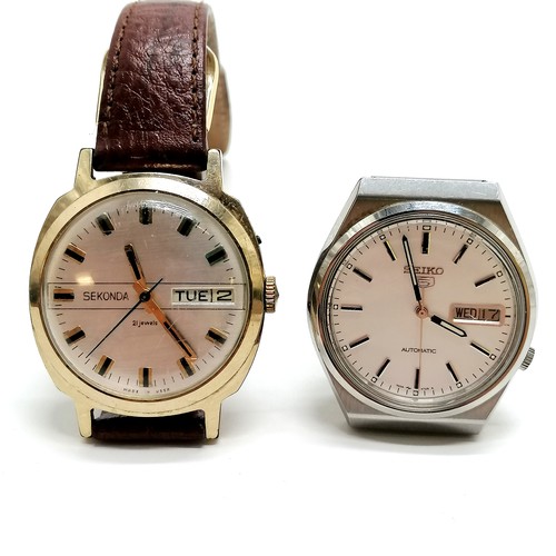 407 - Gents Seiko 5 day / date automatic stainless steel wristwatch (32mm case) t/w Sekonda gents wristwat... 