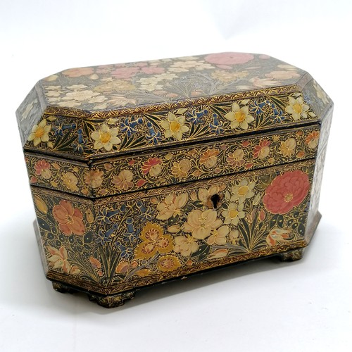 5 - Antique Kashmir box with a hinged lid with profuse decoration - 16cm x 11cm x 10cm high - slight los... 