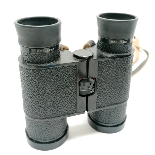 14 - Pair of Carl Zeiss Jena binoculars 8x32B mc notarem. In original leather case and pamphlet. Has slig... 