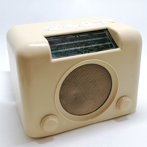 27 - c.1950 cream bakelite Bush radio D.A.C.90A - 30cm x 18cm x 23cm high. Has original plug