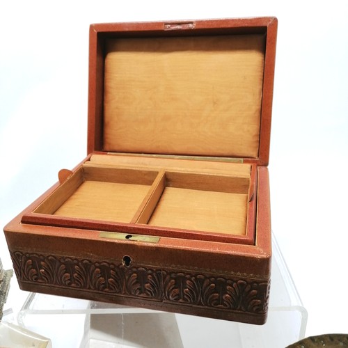 57 - Qty of oddments inc leather covered musical jewellery box (20cm x 15cm x 8.5cm), Camel advertising b... 