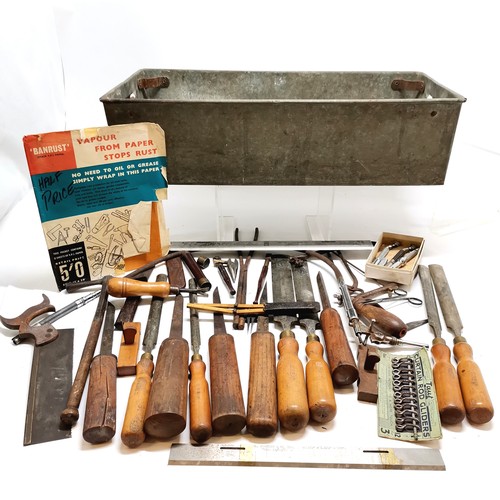 62 - Qty of mostly antique tools inc chisels, bow saw, fold-out rule, glass cutters, dentists drill (+ at... 