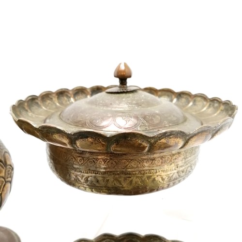 125 - 3 x lidded Middle Eastern dishes with scalloped edges (largest 22cm diameter), 3 x decorated bowls &... 