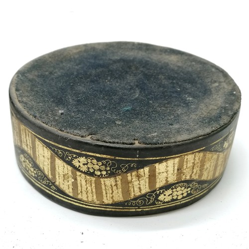 159 - 3 Regency laquer ware black coasters with gold painted decoration, small chips and losses, largest 1... 