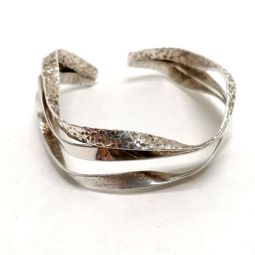 191 - 2 x sterling silver stylish cuff bangles - 63g